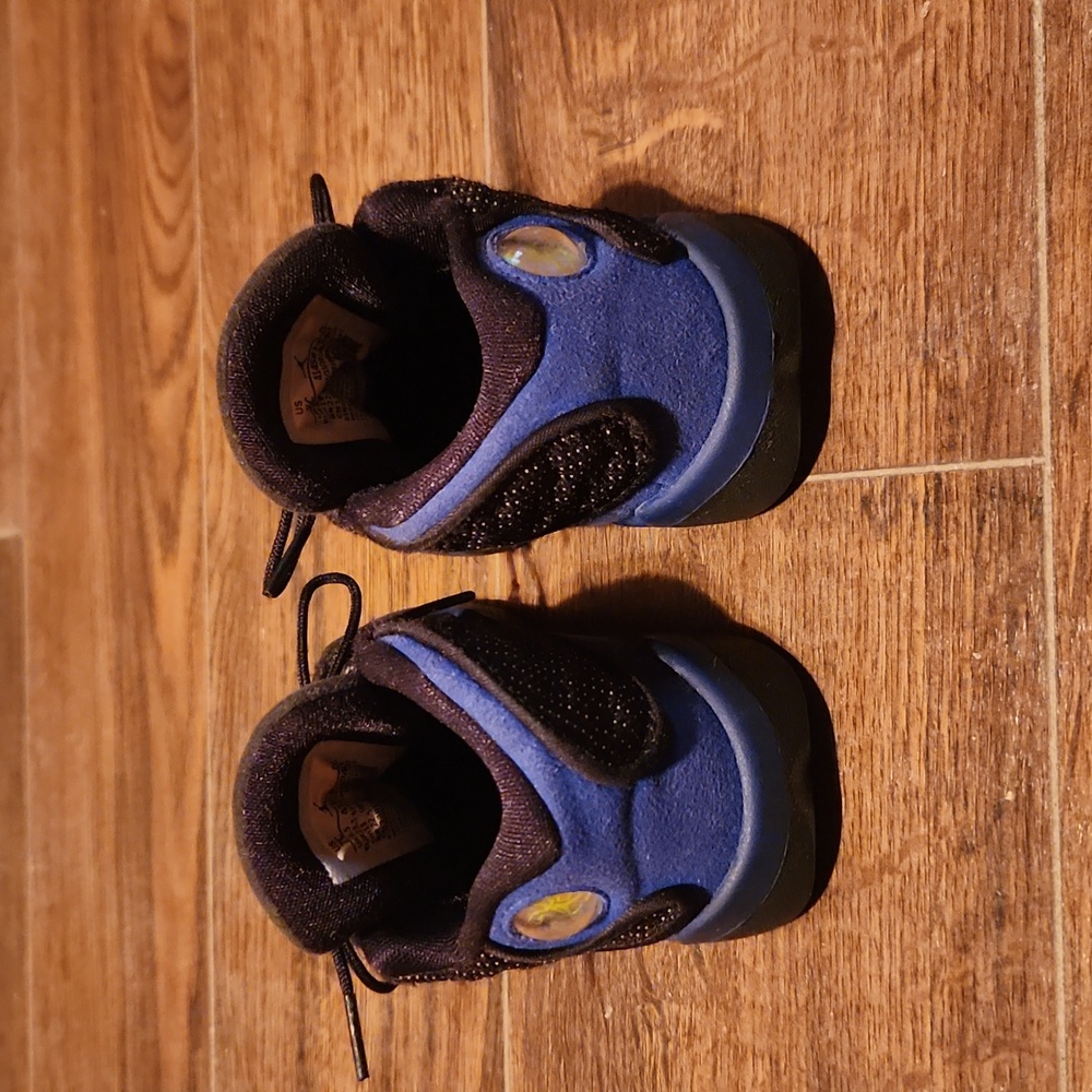 Kids Jordan Retro 13 - Picture 4 of 8